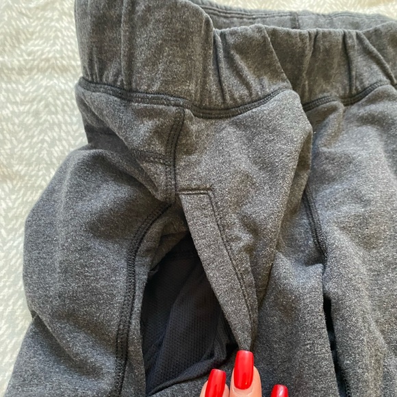 Lululemon Joggers (M) - Picture 8 of 8